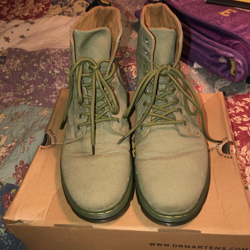 Dr. Martens Combs Canvas Boot